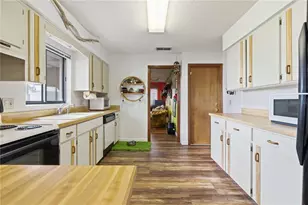 3220 Queen Palm Dr, Edgewater, FL 32141 - Photo 8