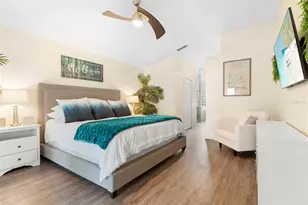 906 S Lake Lindley Dr, Deland, FL 32724 - Photo 20