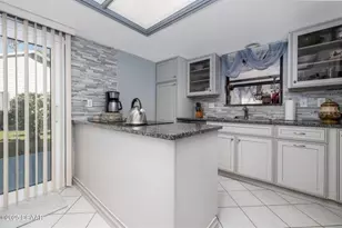 252 Gull Dr S, Daytona Beach, FL 32119 - Photo 12