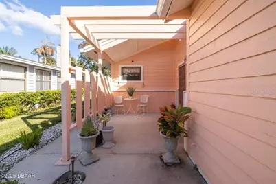 252 Gull Drive S, Daytona Beach, FL 32119 - Photo 4