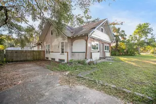 1430 E New York Ave, Deland, FL 32724 - Photo 2