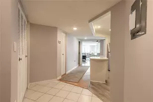 935 N Halifax Ave, Daytona Beach, FL 32118 - Photo 4