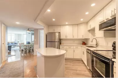 935 N Halifax Avenue #106, Daytona Beach, FL 32118 - Photo 8