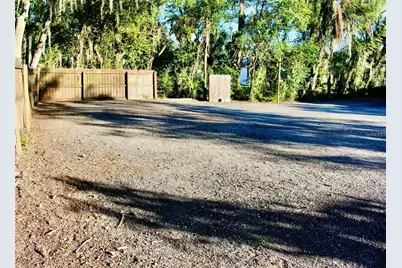 909 W New York Avenue, Deland, FL 32720 - Photo 10