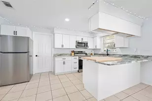 538 Gertrude Ln, South Daytona, FL 32119 - Photo 8