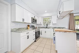 538 Gertrude Ln, South Daytona, FL 32119 - Photo 6