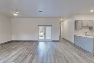 2 Guava Ln, Ocklawaha, FL 32179 - Photo 2