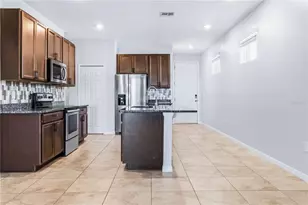 719 Ladyfish Ln, New Smyrna Beach, FL 32168 - Photo 6