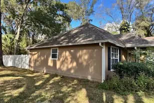 1901 Knolton Ave, Orange City, FL 32763 - Photo 2