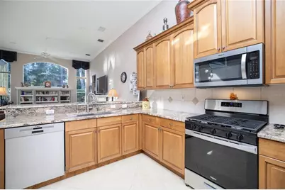 312 W Lake Victoria Circle, Deland, FL 32724 - Photo 20