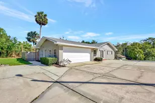 129 S Brooks Ave, Deland, FL 32720 - Photo 1