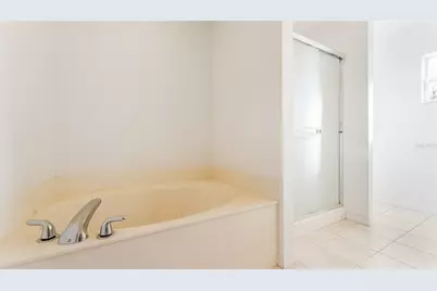 8 White Hurst Lane, Palm Coast, FL 32164 - Photo 12