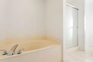 8 White Hurst Ln, Palm Coast, FL 32164 - Photo 12