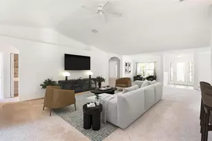 8 White Hurst Ln, Palm Coast, FL 32164 - Photo 2