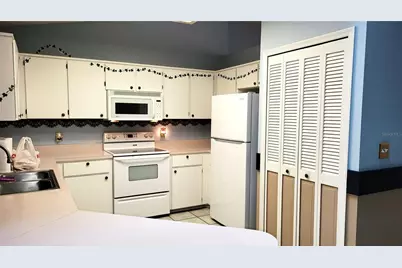 564 W Central Avenue, Orange City, FL 32763 - Photo 4