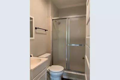 210 W Wisconsin Avenue #B, Deland, FL 32720 - Photo 6