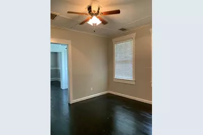 210 W Wisconsin Avenue #B, Deland, FL 32720 - Photo 4