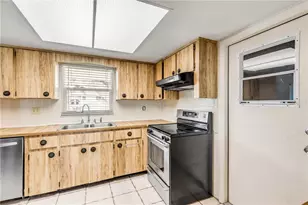 4509 Saxon Dr, New Smyrna Beach, FL 32169 - Photo 6