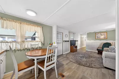 684 Cindi Avenue, Leesburg, FL 34788 - Photo 18