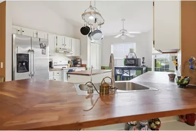 905 Northern Oaks Terrace, Deland, FL 32724 - Photo 6