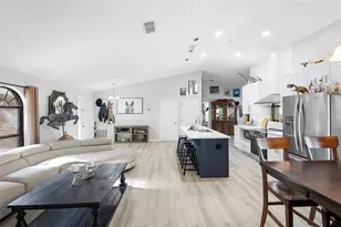 3039 Etta Cir, Deltona, FL 32738 - Photo 10