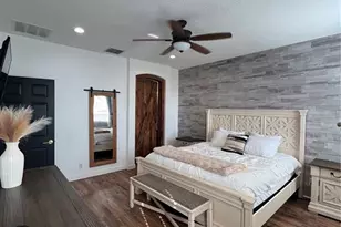 221 Asterbrooke Dr, Deland, FL 32724 - Photo 18