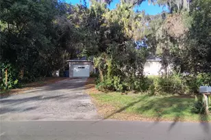 487 Rylane St, De Leon Springs, FL 32130 - Photo 2