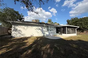 995 Sweetbrier Dr, Deltona, FL 32725 - Photo 10