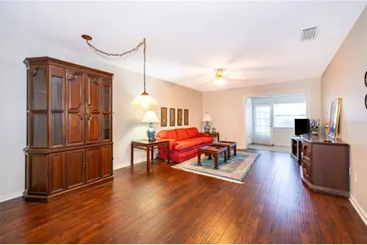 710 E Minnesota Avenue #B, Deland, FL 32724 - Photo 8