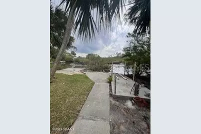 5468 W Bayshore Drive, Port Orange, FL 32127 - Photo 2