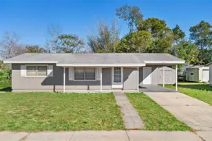 2373 Fairgren Ave, Deltona, FL 32738 - Photo 2