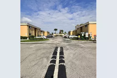 1000 Lake Of The Woods Boulevard #104A, Casselberry, FL 32730 - Photo 36