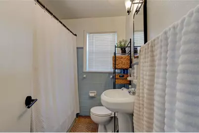 527 Eastwood Lane, Daytona Beach, FL 32118 - Photo 6