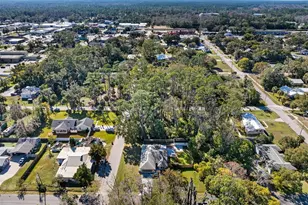 303 N Anderson St, Bunnell, FL 32110 - Photo 6