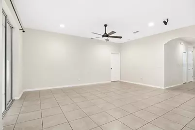 680 Preakness Cir, Deland, FL 32724 - Photo 4