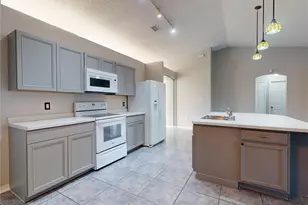 1194 Balfour Dr, Deltona, FL 32725 - Photo 18