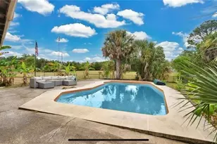 1330 Niatross St, Astor, FL 32102 - Photo 18