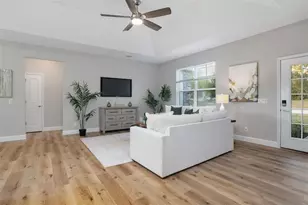 2767 Kingsdale Dr, Deltona, FL 32738 - Photo 6