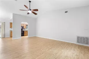 3560 Apple Orchard Dr, Deltona, FL 32738 - Photo 4