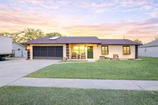 792 Bennett Rd, South Daytona, FL 32119 - Photo 1