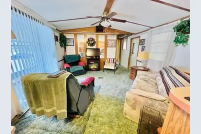 45606 Cedar Street, Paisley, FL 32767 - Photo 6