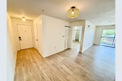 940 Village Trail #8-205, Port Orange, FL 32127 - Photo 4