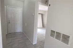 12136 Sand Pebble Way, Orlando, FL 32824 - Photo 10