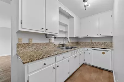 2100 S Peninsula Drive, Daytona Beach, FL 32118 - Photo 8