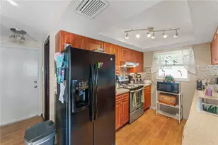 6244 Kentfield Ave, New Port Richey, FL 34653 - Photo 10