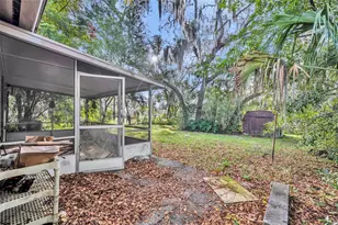 330 Brooklyn Ave, Orange City, FL 32763 - Photo 20