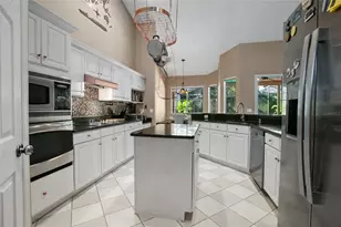 2245 Turnberry Dr, Oviedo, FL 32765 - Photo 10