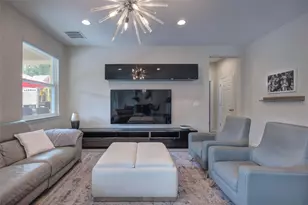 2401 Oxmoor Dr, Deland, FL 32724 - Photo 14