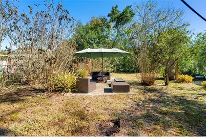 205 E Kentucky Avenue, Deland, FL 32724 - Photo 10