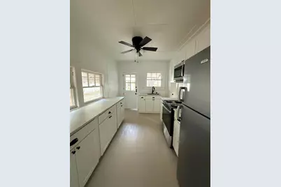 221 N Sans Souci Avenue, Deland, FL 32720 - Photo 4